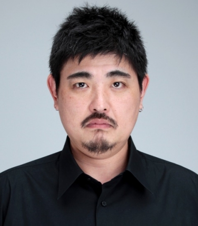 山地 健仁